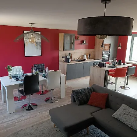 La Bulle Beaujolaise Apartment *